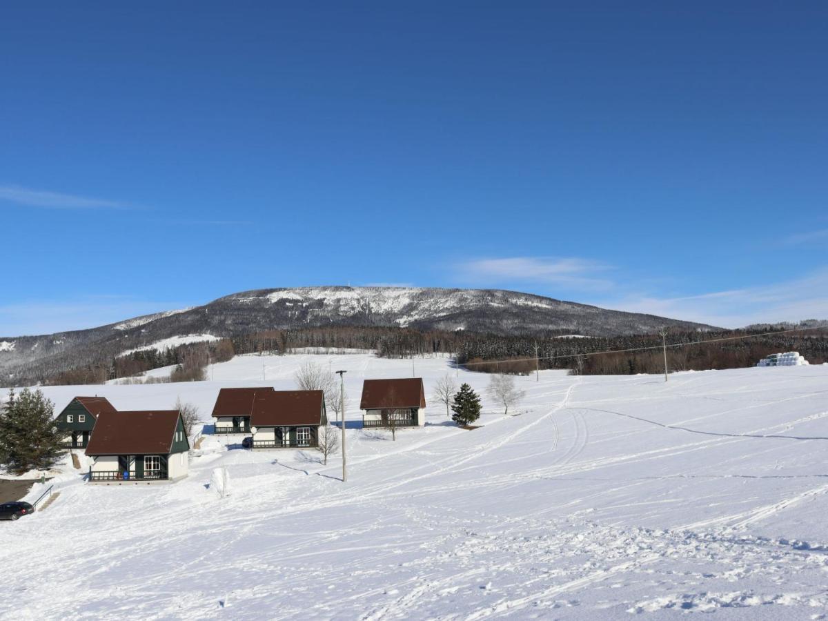 Holiday Home Holiday Hill 33 By Interhome Cista  Экстерьер фото