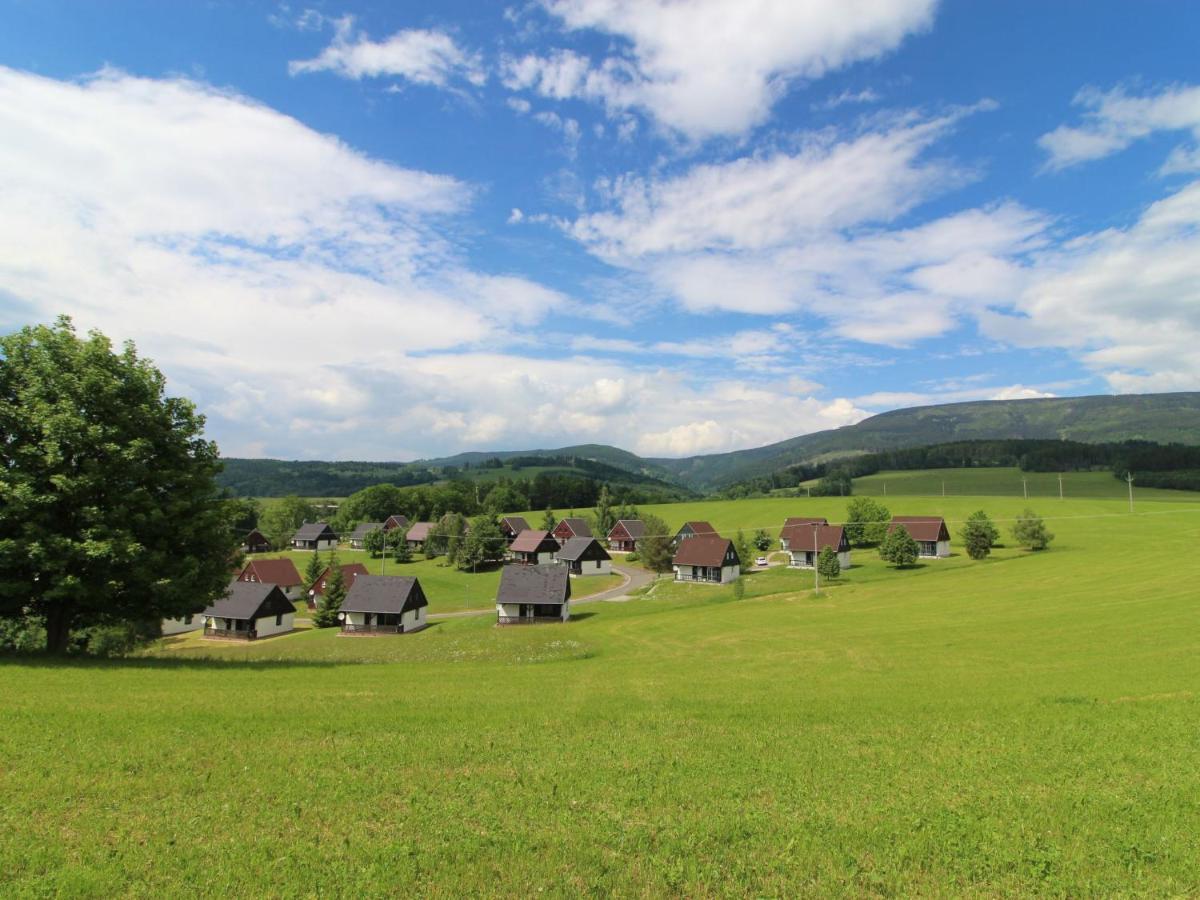 Holiday Home Holiday Hill 33 By Interhome Cista  Экстерьер фото