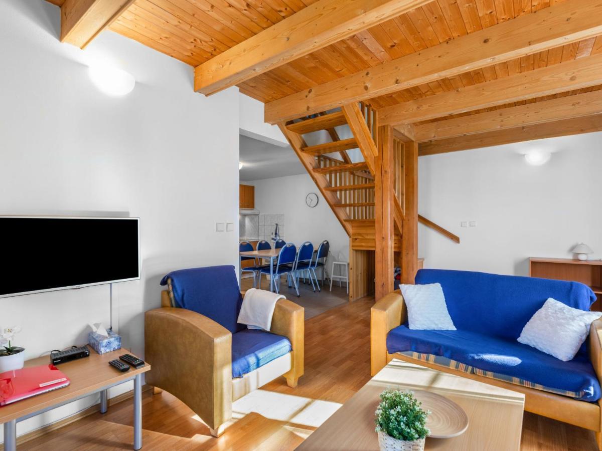 Holiday Home Holiday Hill 33 By Interhome Cista  Экстерьер фото