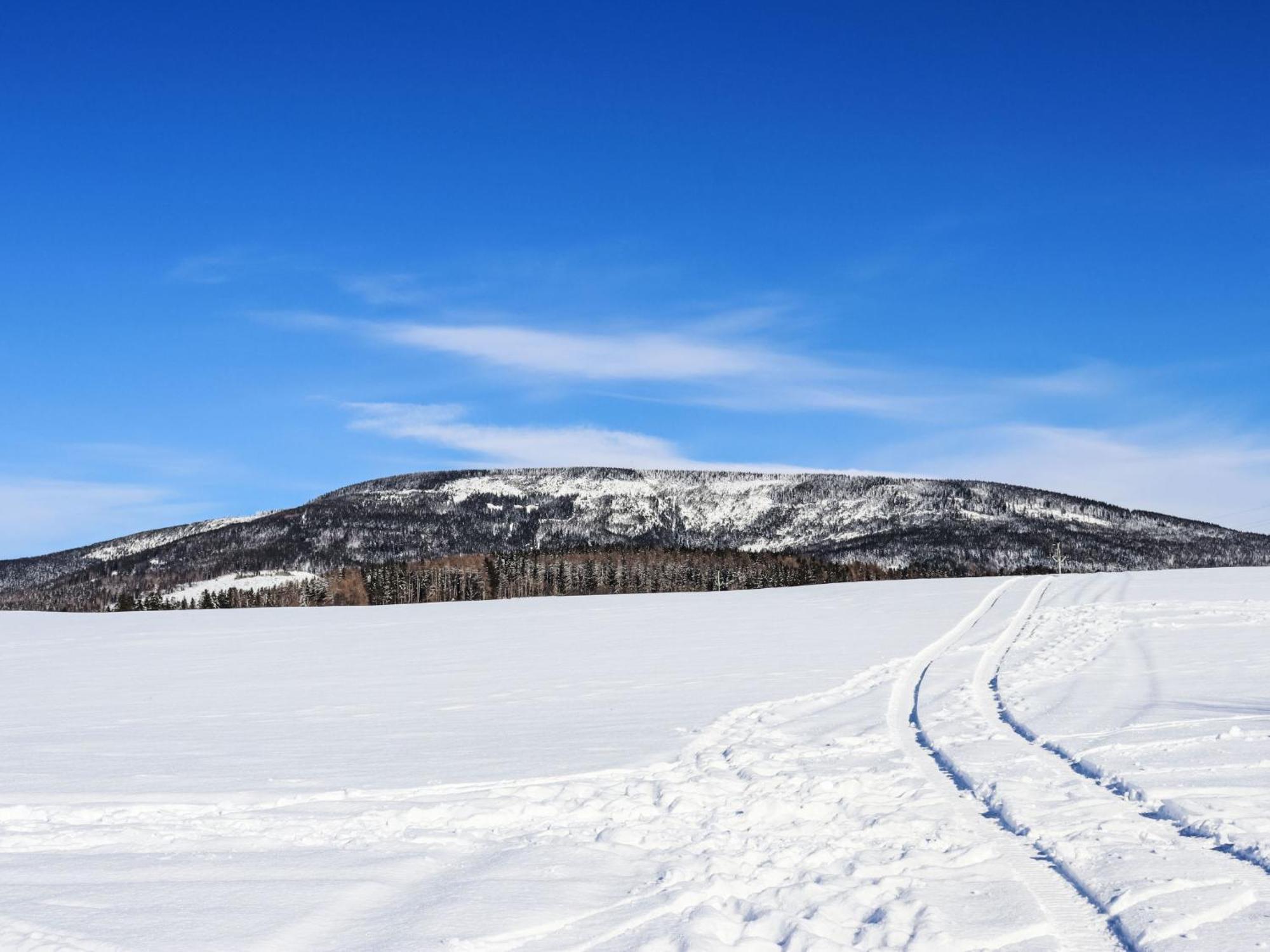Holiday Home Holiday Hill 33 By Interhome Cista  Экстерьер фото